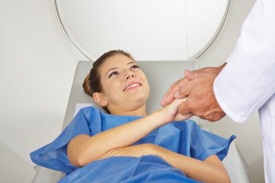 МРТ плечевого сустава как проводят и что можно обнаружить